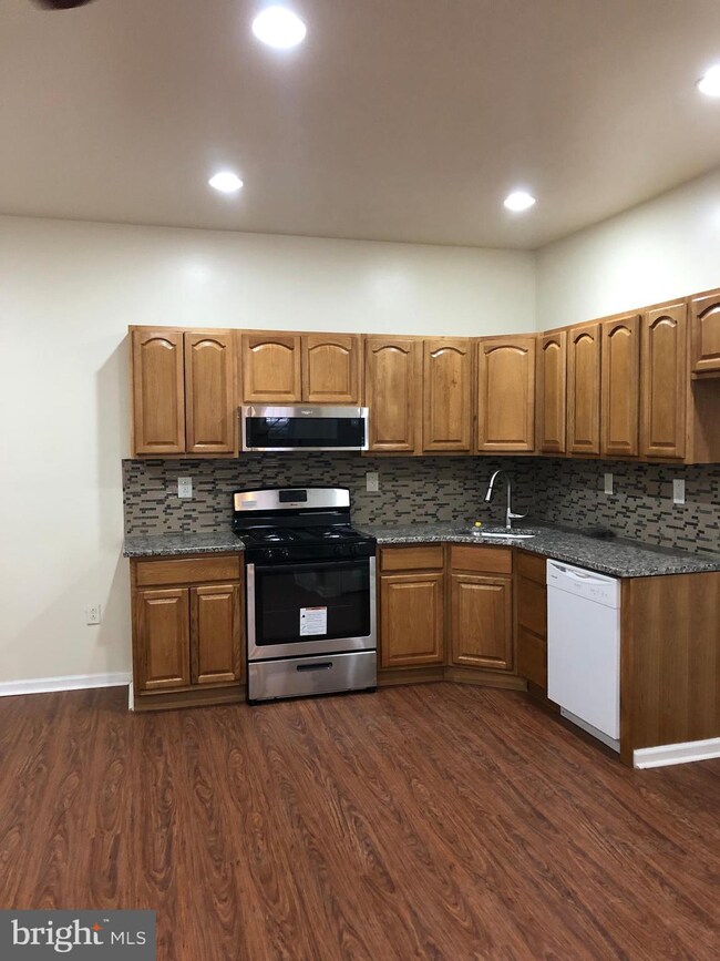 34 N 50th St, Philadelphia, PA 19139 - photo 5