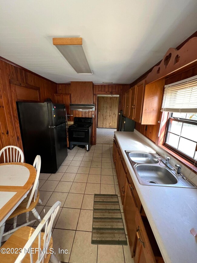 5933 Jammes Rd, Jacksonville, FL 32244 - photo 5