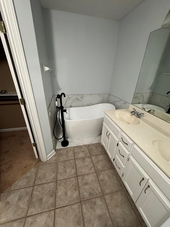 3143 Quartz Dr, Hernando, MS 38632 - photo 7