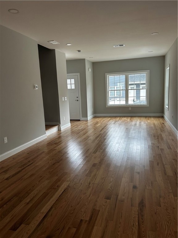 8 Kensington Way, Johnston, RI 02919 - photo 4