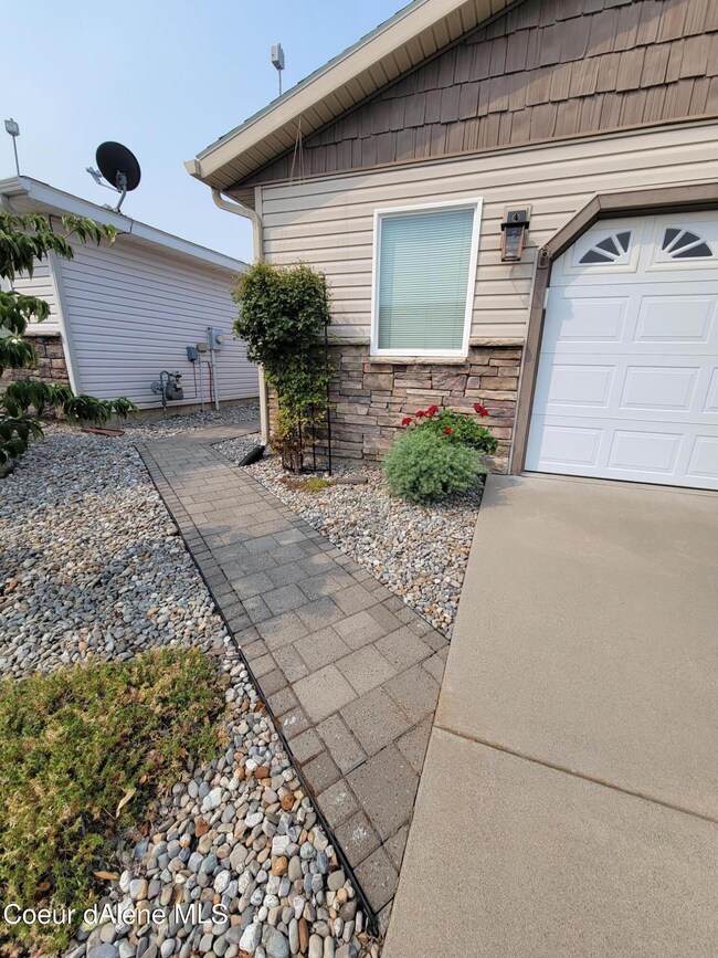 13445 N Grand Canyon St, Rathdrum, ID 83858 - photo 2