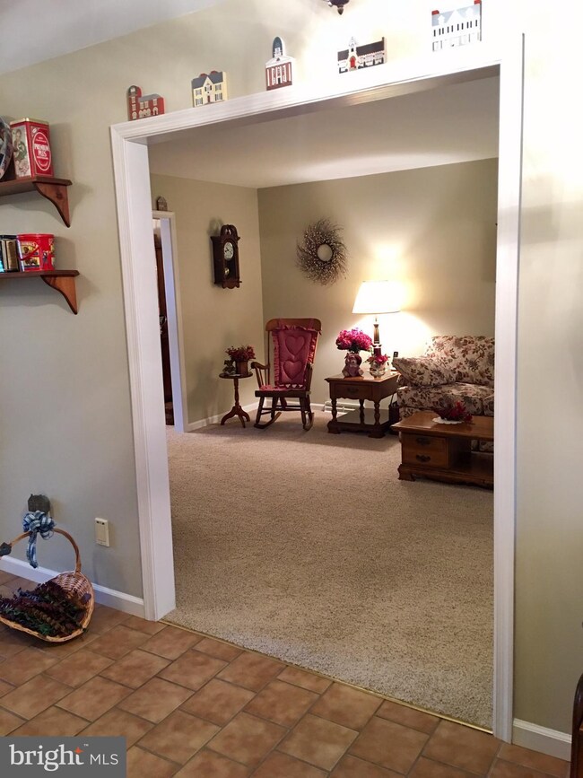 2738 Fillmore Dr, Chambersburg, PA 17201 - photo 3