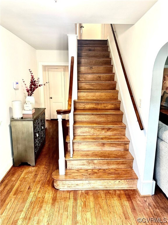 18339 Sharon Rd, Triangle, VA 22172 - photo 2