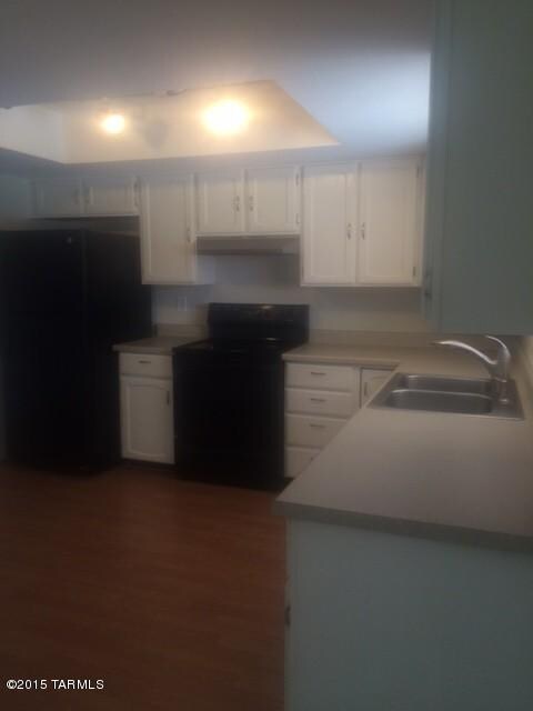 Kitchen New Counter.jpg