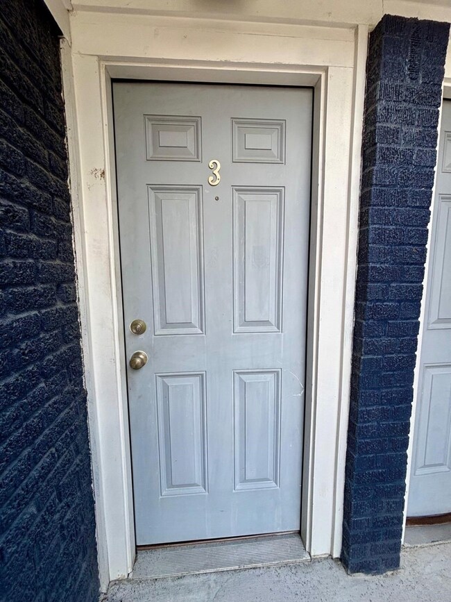 1011 Enid St unit 3, Houston, TX 77009 - photo 3