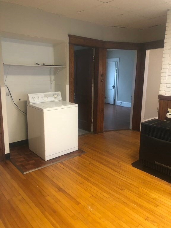 13 Greendale Ave, Worcester, MA 01606 - photo 6