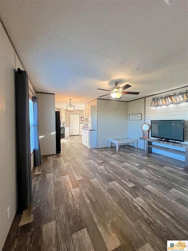 2077 & 2079 Millerfield Rd, Russell Springs, KY 42642 - photo 4