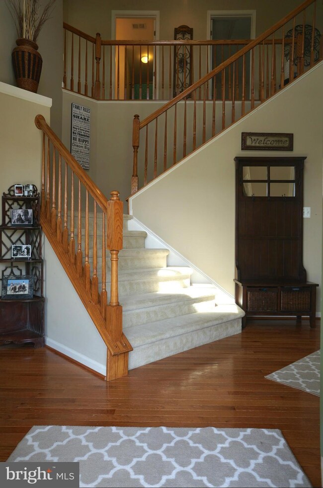 2421 Trimaran Way, Woodbridge, VA 22191 - photo 3