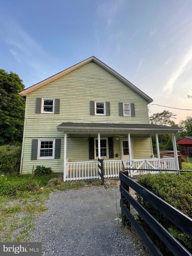 737 Swimley Rd, Berryville, VA 22611 - photo 5