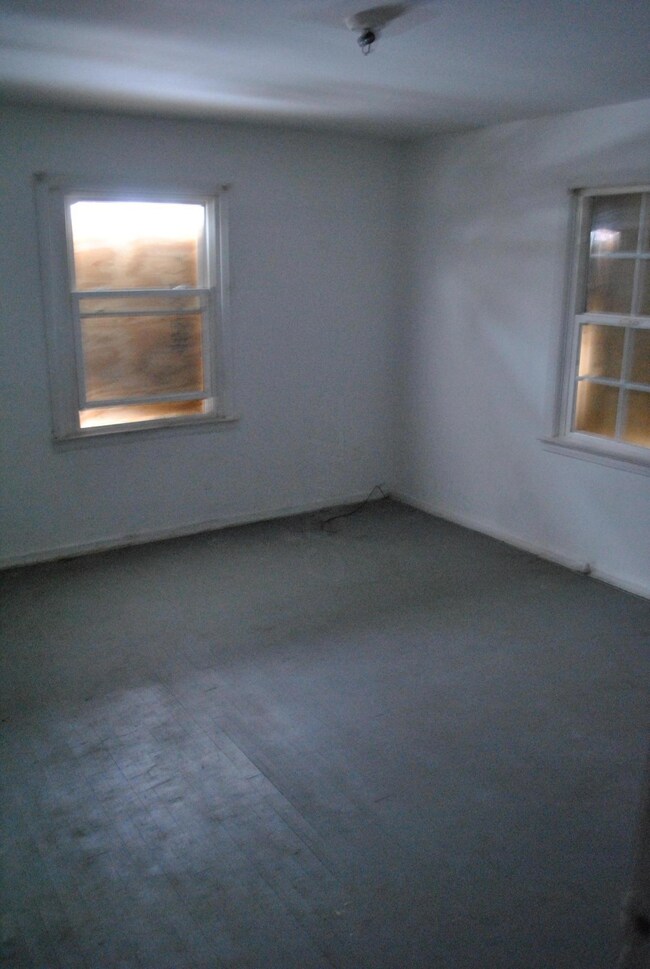 FFB132 Bedroom 1 192 Belvidere