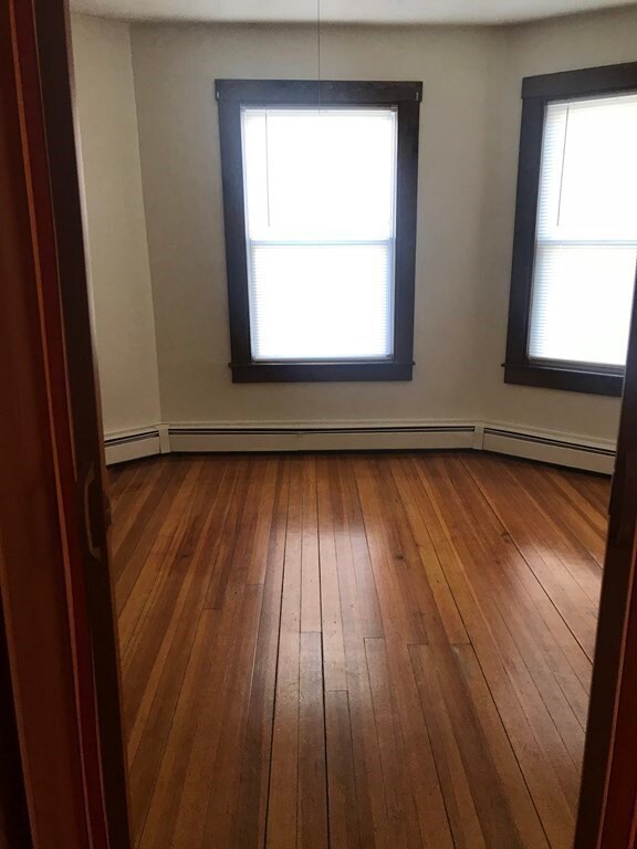 56 Cottage St, Lynn, MA 01905 - photo 5