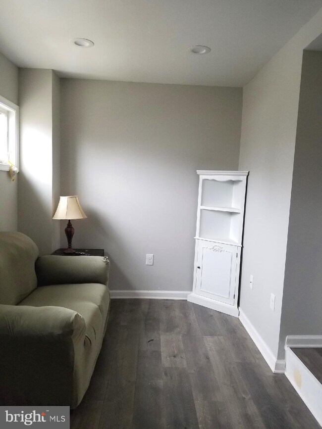 4129 Vernon Rd, Drexel Hill, PA 19026 - photo 3