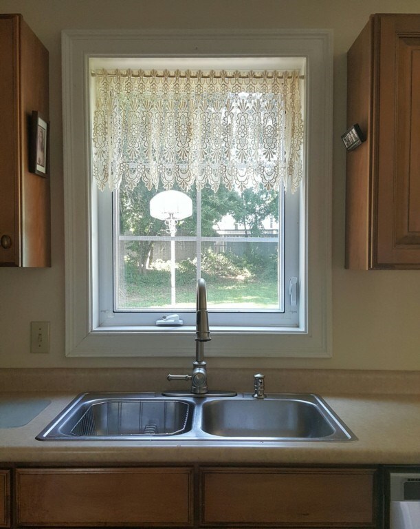 32 Beacon St, Concord, NH 03301 - photo 7