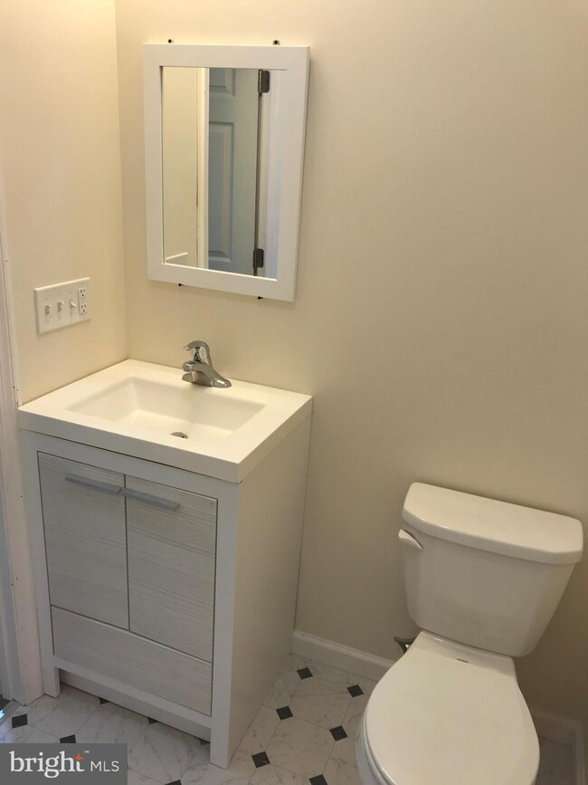 117 S Main St unit F, Chambersburg, PA 17201 - photo 7