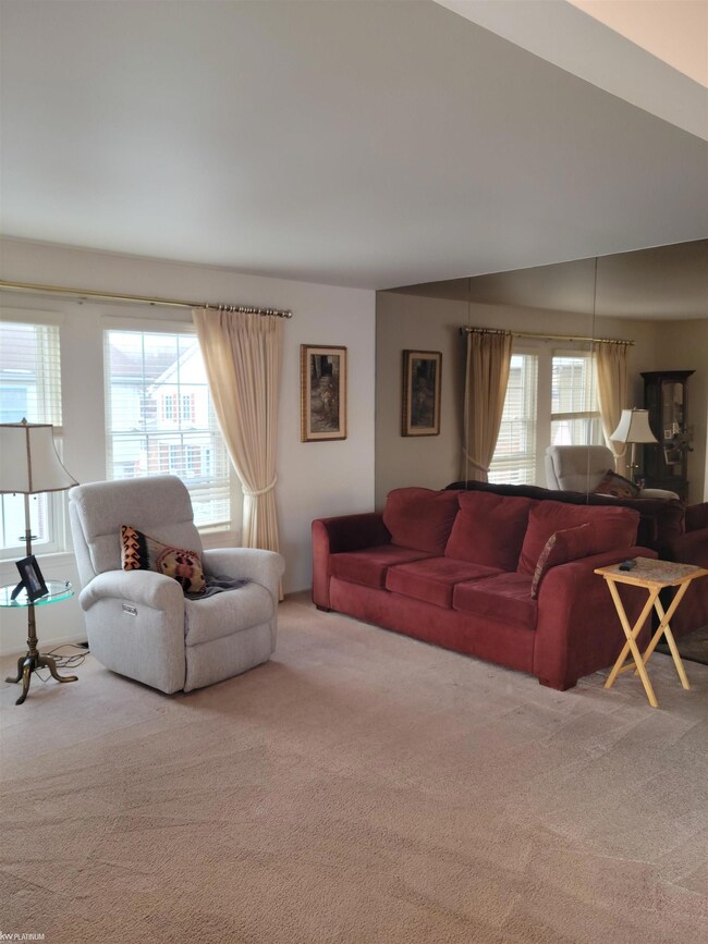 34720 E Lake Dr, Harrison Township, MI 48045 - photo 6