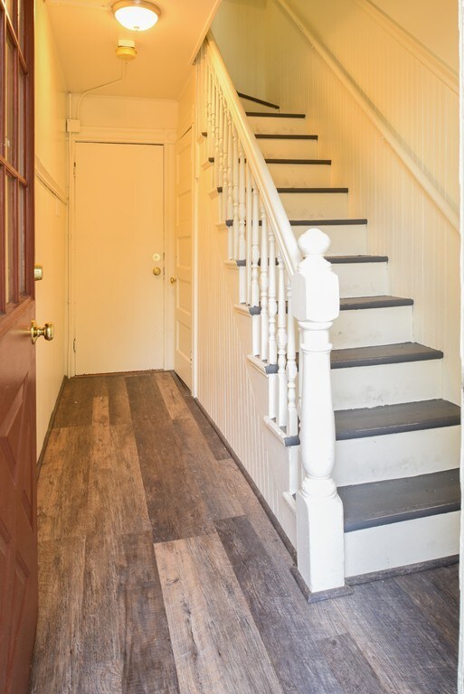 10 Pratt St, Salem, MA 01970 - photo 4