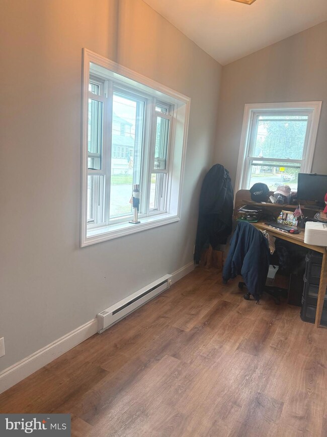 125 Lagrange Ave, Essington, PA 19029 - photo 3