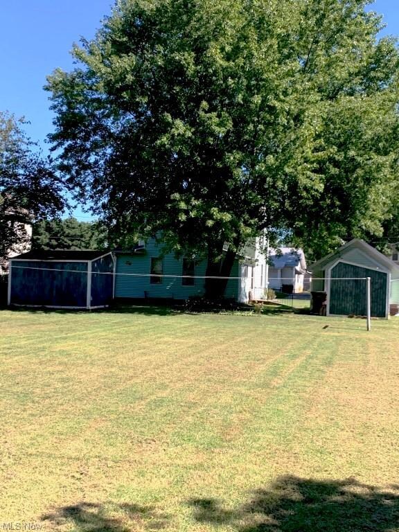 Yard to Back of House View