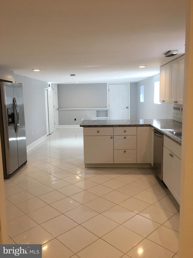 132 Paoli Pike unit B, Paoli, PA 19301 - photo 5