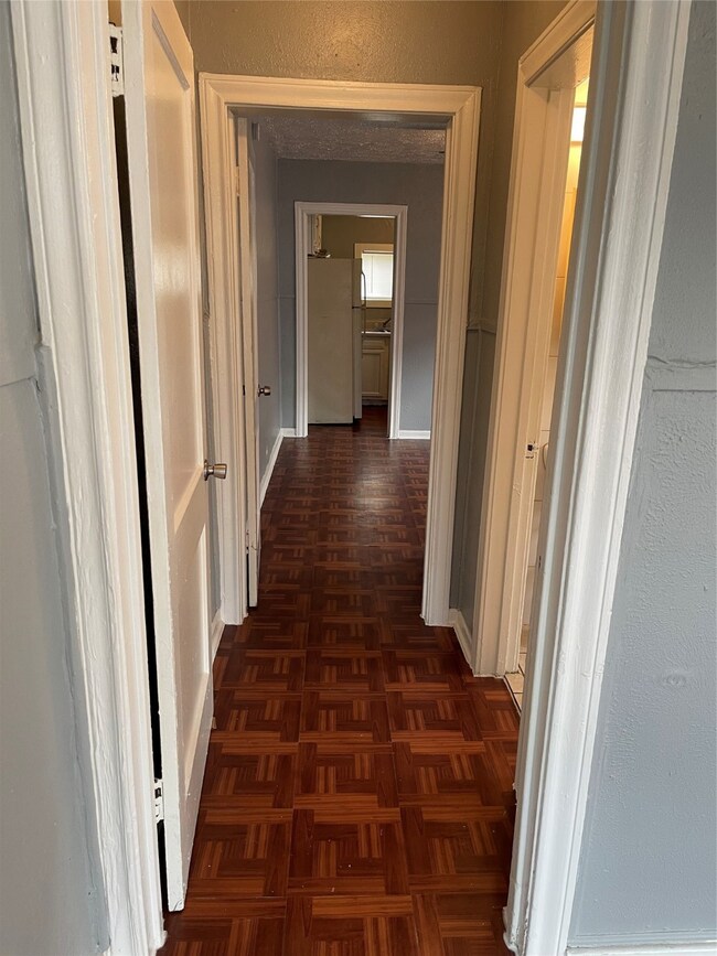 3815 Mount Pleasant St, Houston, TX 77021 - photo 3