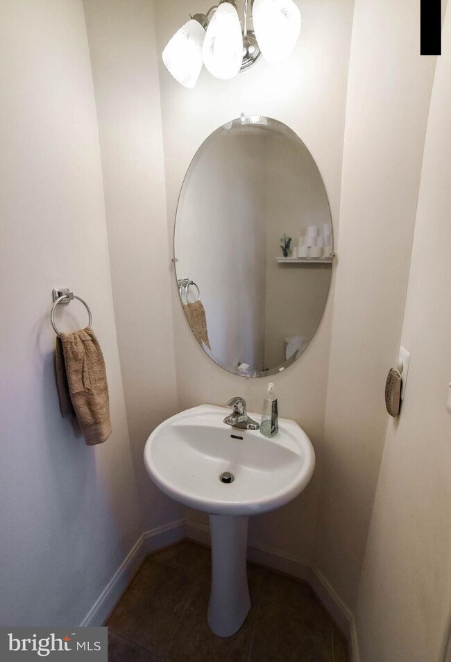 21915 Weeping Willow Ln unit 5, Lexington Park, MD 20653 - photo 4