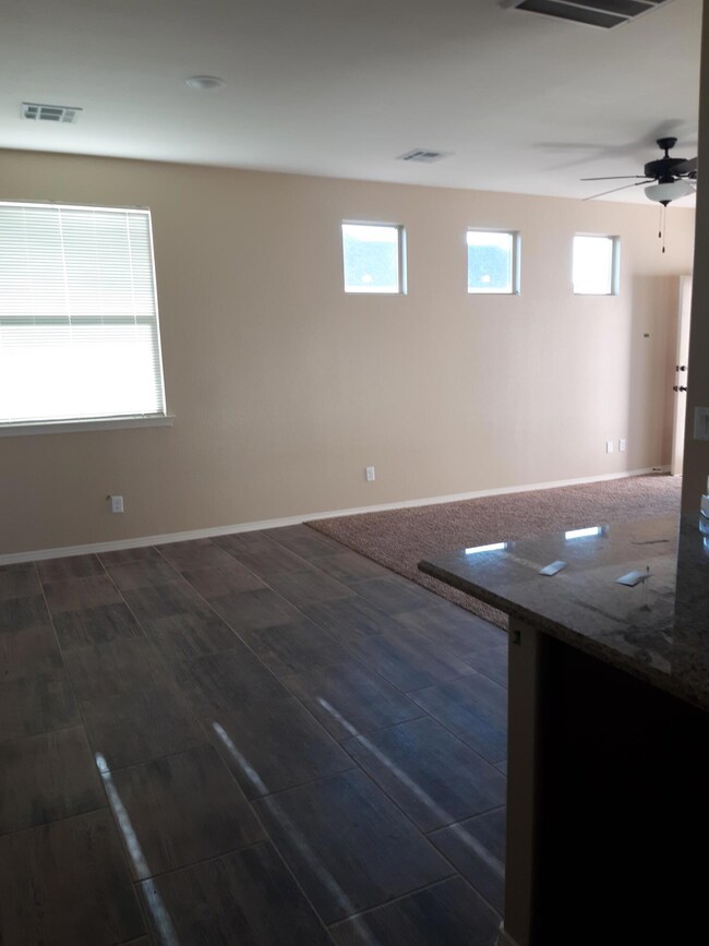 11470 Dawn View Rd unit A, Socorro, TX 79927 - photo 5