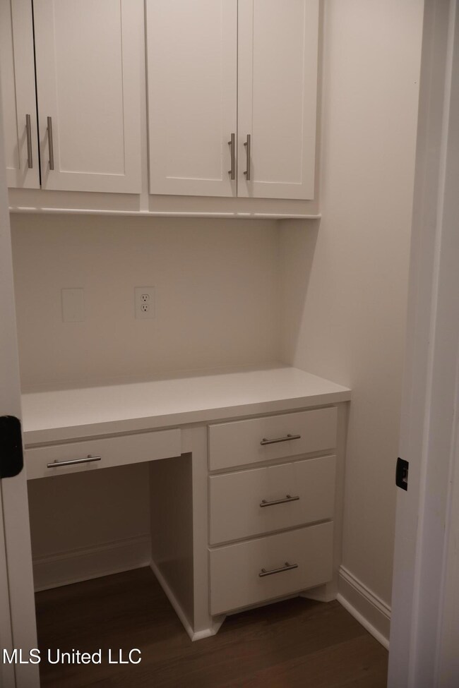 345 Willow Way, Canton, MS 39046 - photo 5