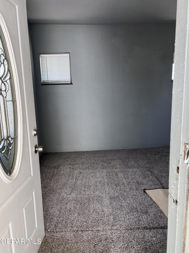 3801 Memphis Ave, El Paso, TX 79930 - photo 4