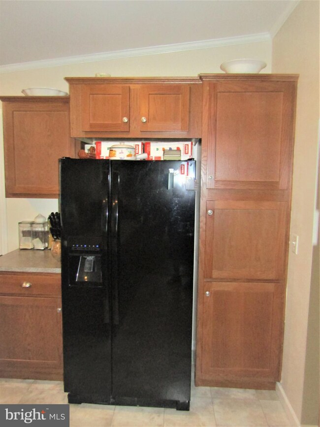 1504 Flanders Ln unit TRLR A, Harwood, MD 20776 - photo 6