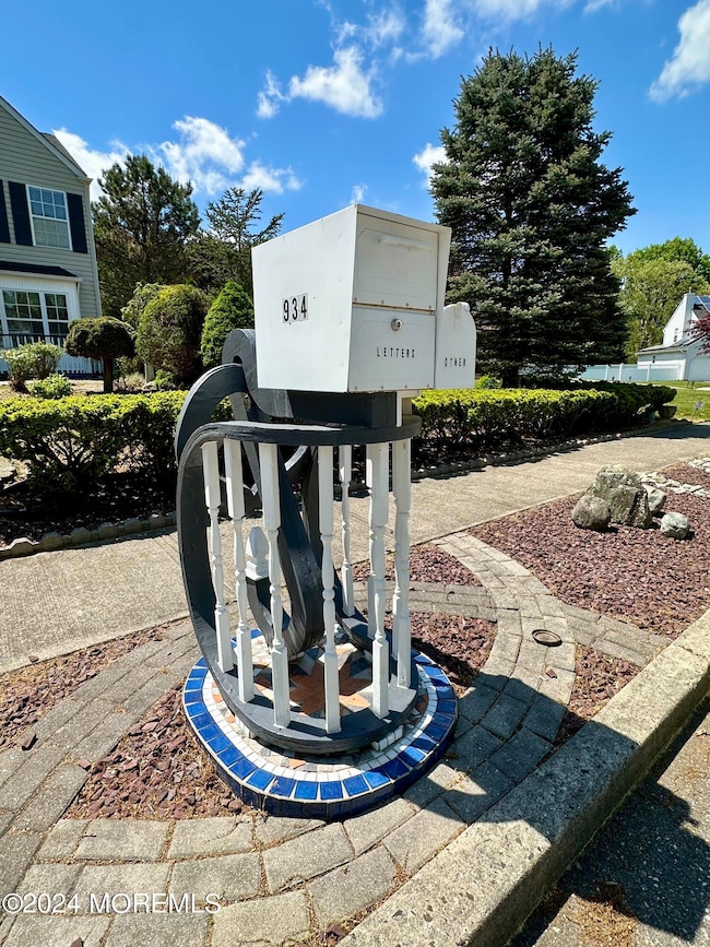 934 Mcguire Dr, Toms River, NJ 08753 - photo 3