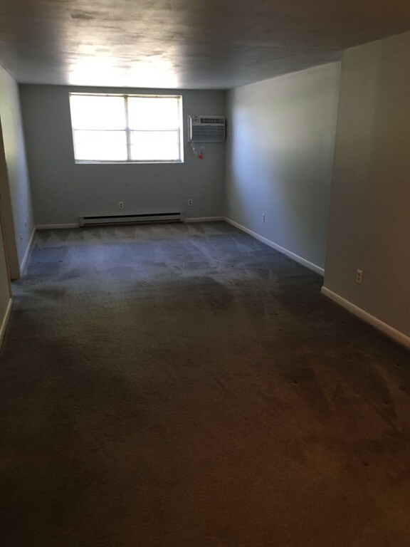 96 Richardson St unit B5, Billerica, MA 01821 - photo 4