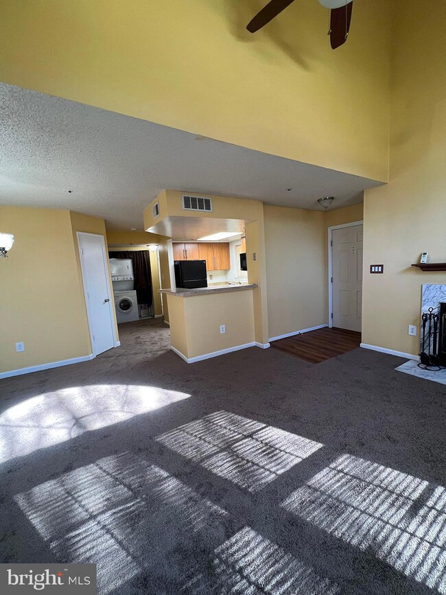 10533 Beacon Ridge Dr unit 13-102, Bowie, MD 20721 - photo 4