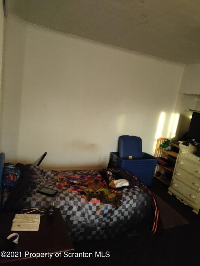 308-310 Willow St, Dunmore, PA 18512 - photo 7