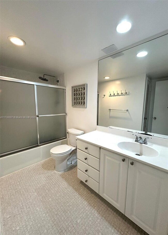 Oceanview Condominium unit 1510, Sunny Isles Beach, FL 33160 - photo 7