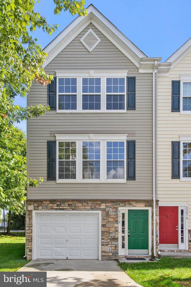 23012 Fontwell Square, Sterling, VA 20166 - photo 2