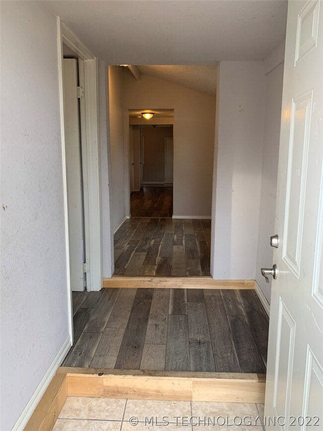 517 N Birch Ave, Broken Arrow, OK 74012 - photo 2