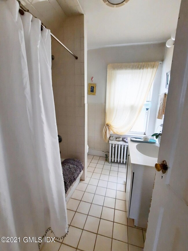 25 Orchard St, Cos Cob, CT 06807 - photo 5