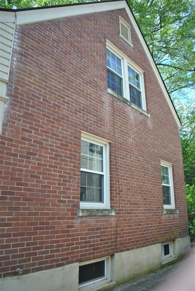 106 Shelby St, Frankfort, KY 40601 - photo 6