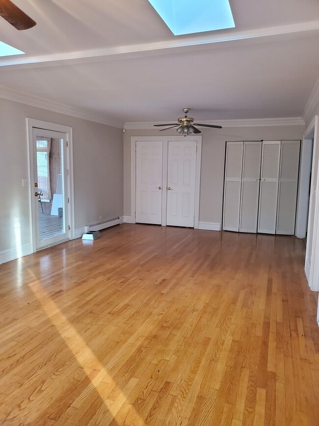 1508 Hickory St, Waukegan, IL 60085 - photo 7