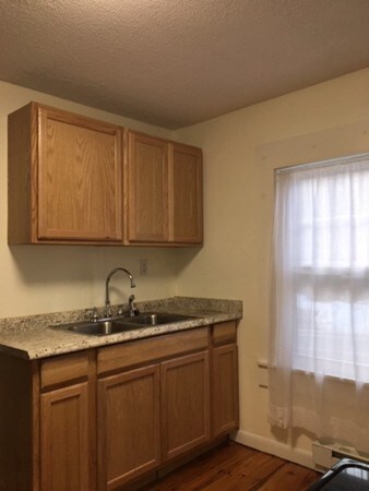 531 Summer St unit 1, Barre, MA 01005 - photo 4