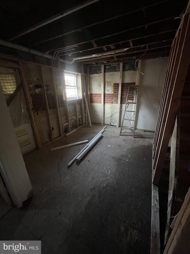 4232 Bonner Rd, Baltimore, MD 21216 - photo 5