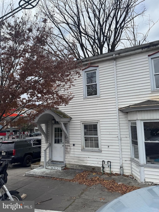 8 N Hoffman Blvd, Ashland, PA 17921 - photo 2