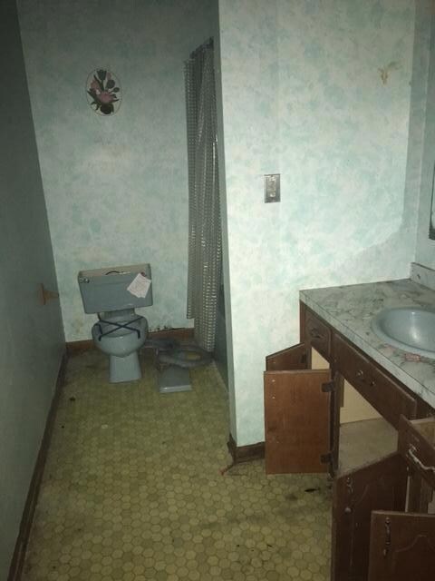 37 dyess rd bath 2 11 15 17