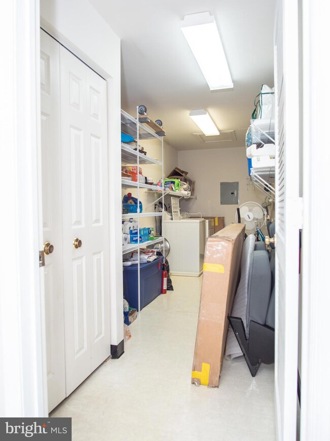 4500 Chaucer Way unit 406, Owings Mills, MD 21117 - photo 7