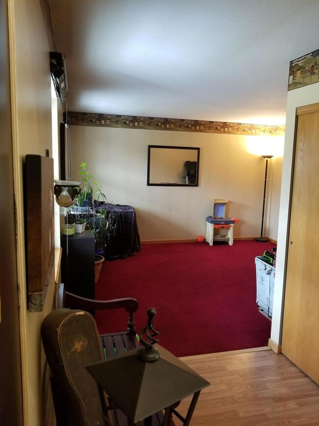 323 Valleyridge Dr, Howard, OH 43028 - photo 4