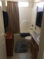 Hall Bath (3)