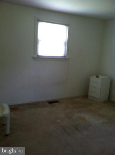 339 Ellerton S, Laurel, MD 20724 - photo 2