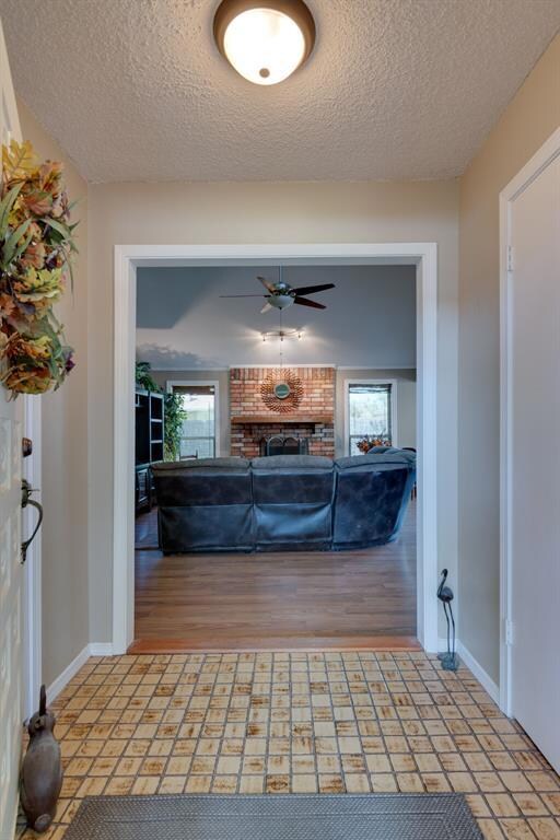 324 Stratford Dr, Hurst, TX 76054 - photo 5