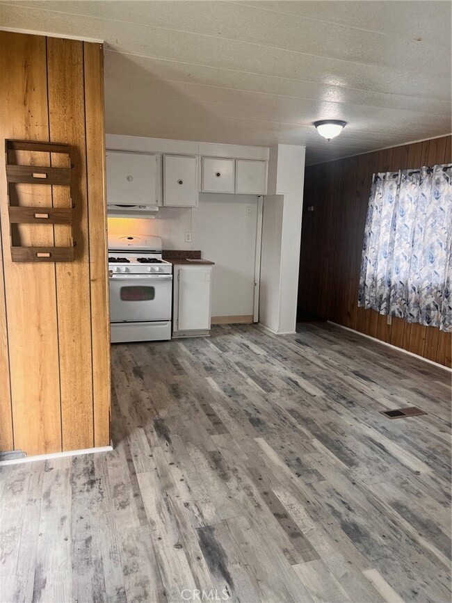 6045 Mission Blvd unit 3, Riverside, CA 92509 - photo 2