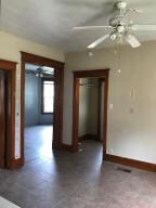 1200 Isett dining area